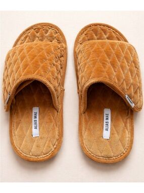 Alias Mae Gold Velvet Quilted Slide Sandals US 10 Indoor Outdoor Slippers